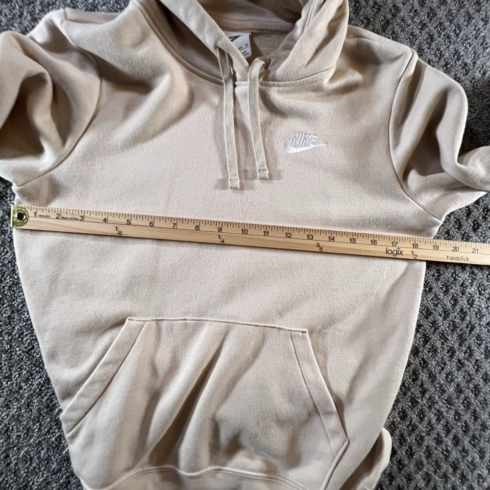 Nike Club Fleece Hoodie Beige Pullover Sweatshirt XS‎ Kangaroo Pocket Logo - Picture 6 of 9